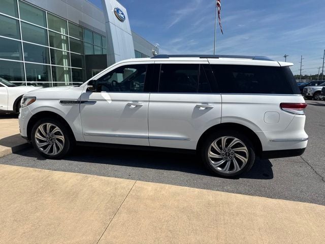 2023 Lincoln Navigator Reserve