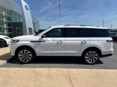 2023 Lincoln Navigator Reserve