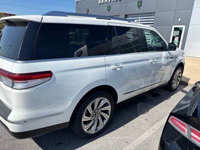 2023 Lincoln Navigator Reserve