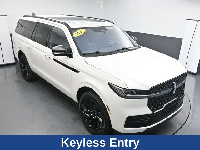 2025 Lincoln Navigator L Reserve