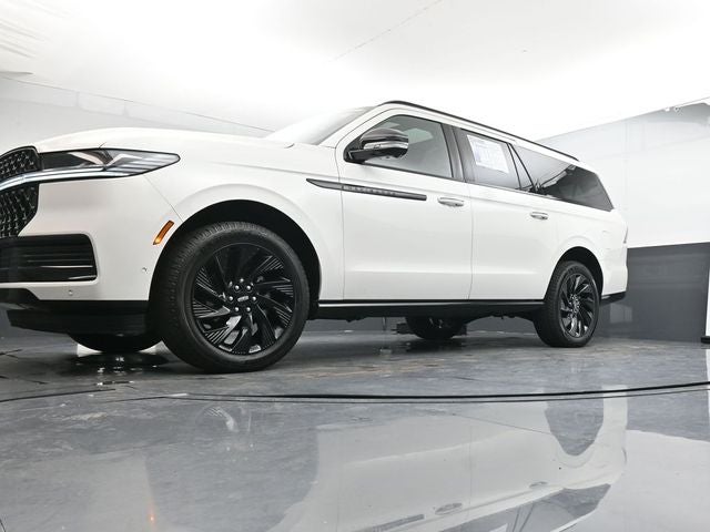 2025 Lincoln Navigator L Reserve
