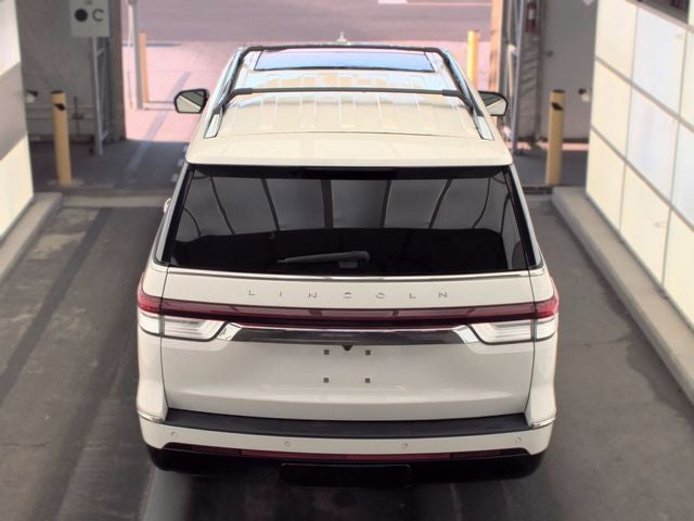 2022 Lincoln Navigator L Reserve