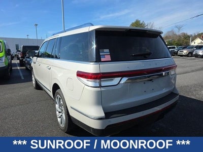 2022 Lincoln Navigator L Reserve