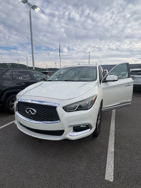 2016 INFINITI QX60 Base