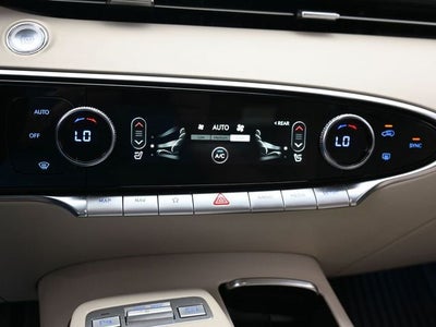 2024 Genesis GV70 2.5T