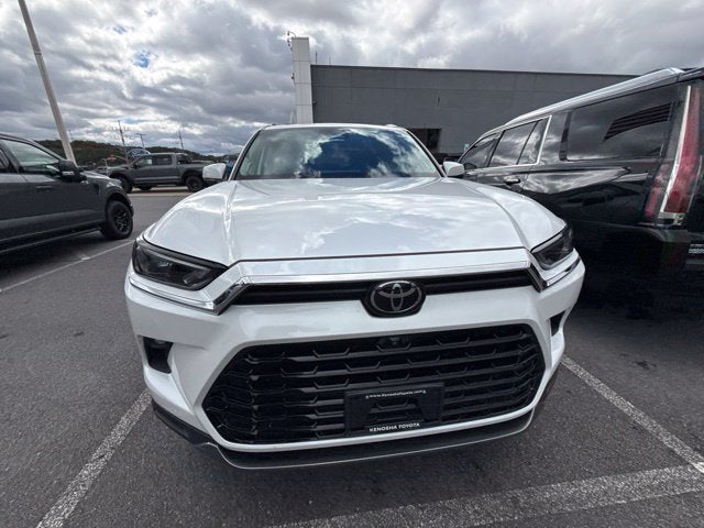 2024 Toyota Grand Highlander Base