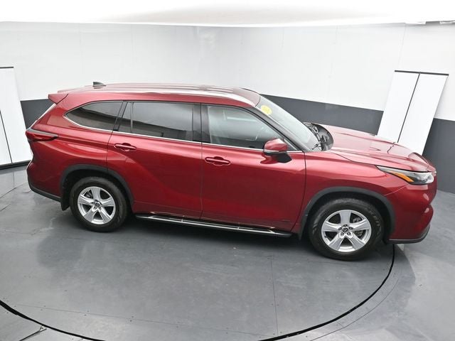 2022 Toyota Highlander Hybrid LE