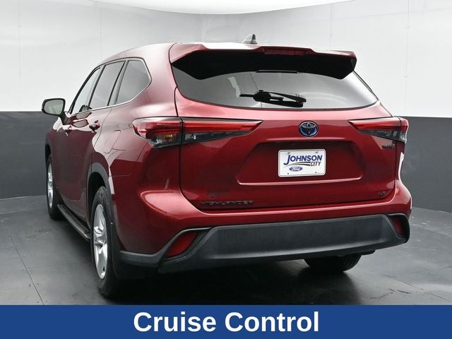 2022 Toyota Highlander Hybrid LE