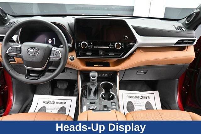 2025 Toyota Highlander Platinum