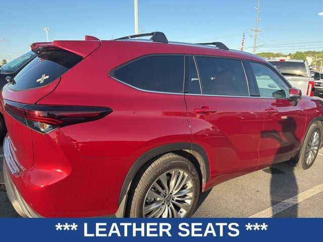 2025 Toyota Highlander Platinum