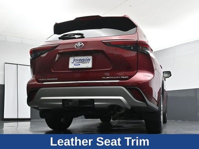 2025 Toyota Highlander Platinum
