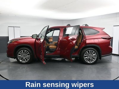 2025 Toyota Highlander Platinum