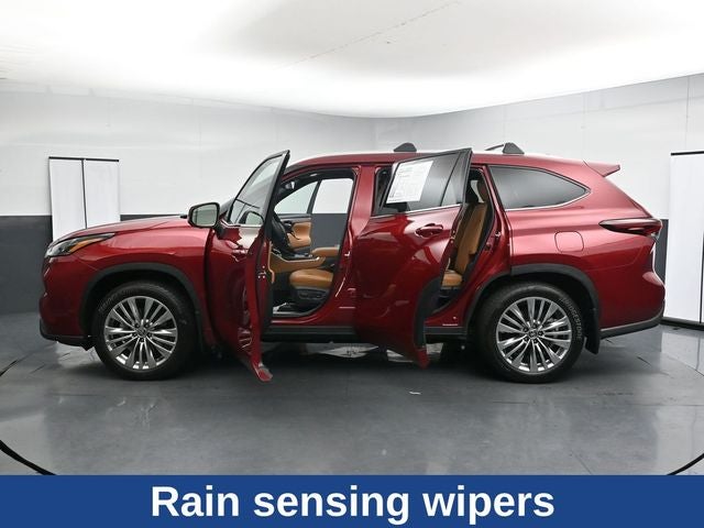 2025 Toyota Highlander Platinum