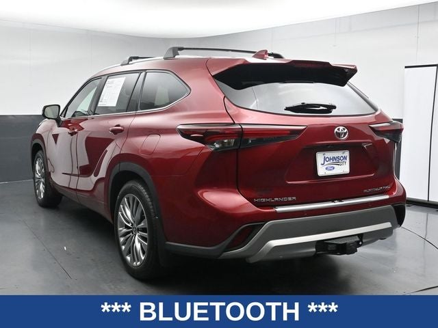 2025 Toyota Highlander Platinum