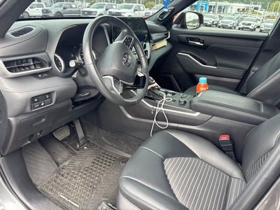 2024 Toyota Highlander XSE