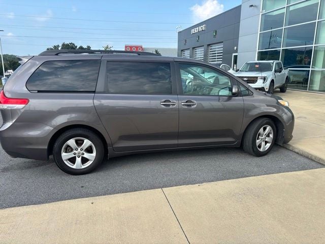 2012 Toyota Sienna LE
