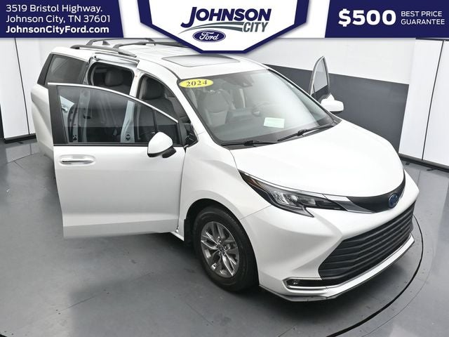 2024 Toyota Sienna XLE