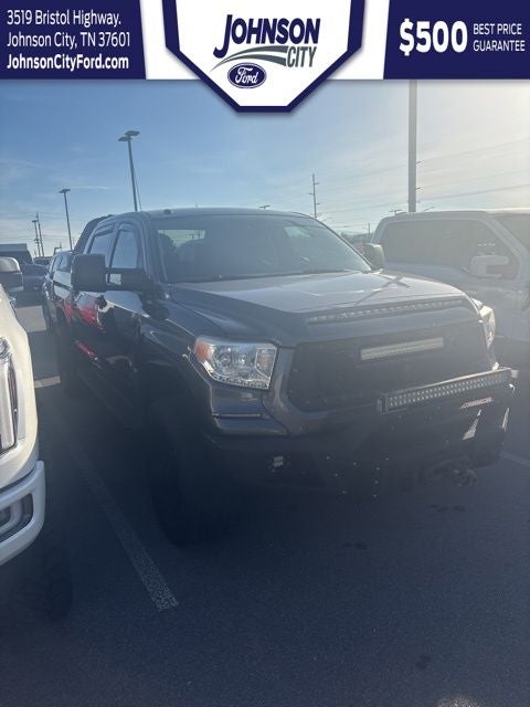 2015 Toyota Tundra SR5