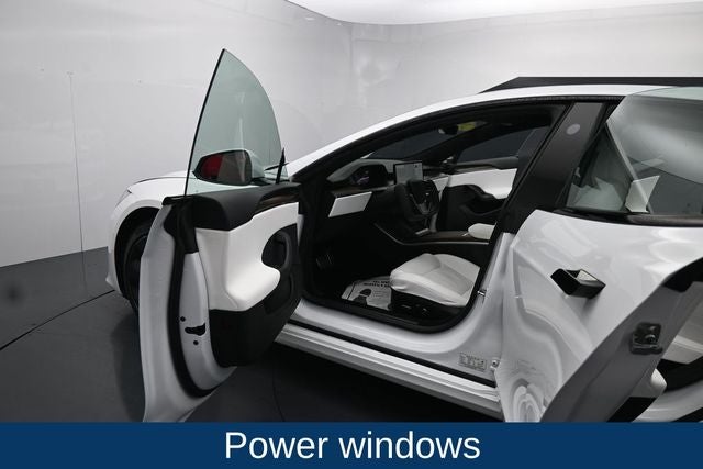 2022 Tesla Model S Base
