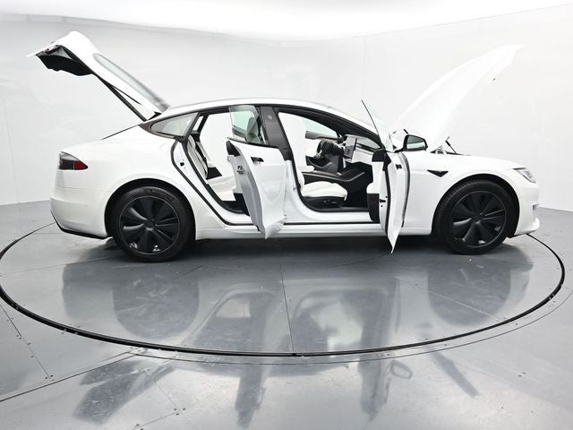 2022 Tesla Model S Base