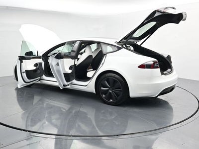 2022 Tesla Model S Base
