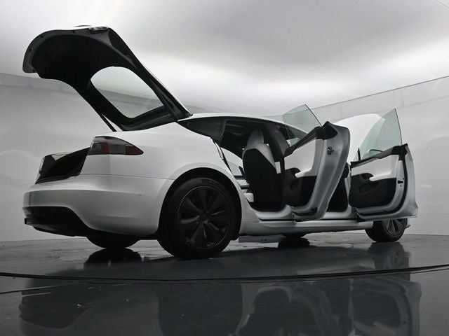 2022 Tesla Model S Base