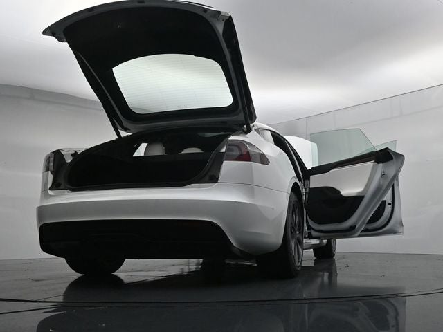 2022 Tesla Model S Base