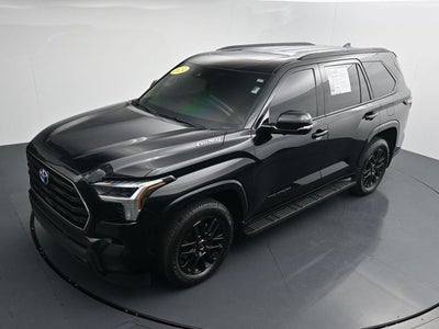 2024 Toyota Sequoia SR5