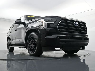 2024 Toyota Sequoia SR5