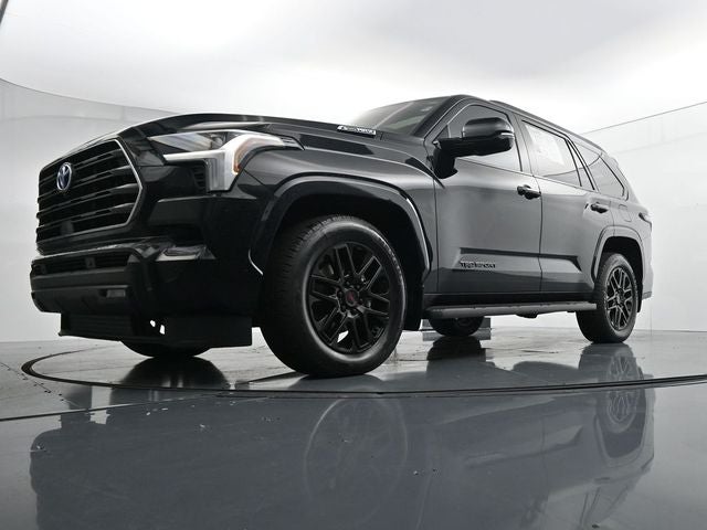 2024 Toyota Sequoia SR5