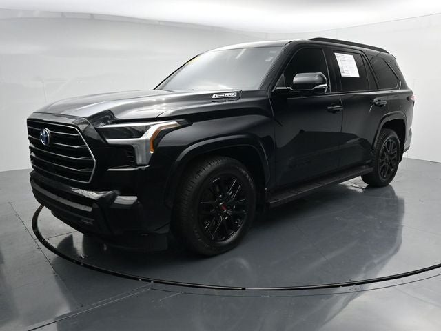 2024 Toyota Sequoia SR5