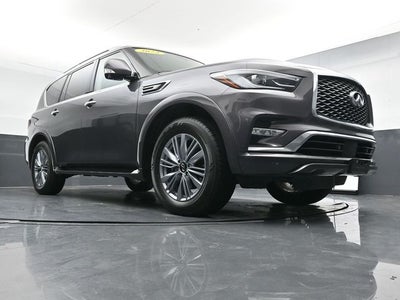 2024 INFINITI QX80 LUXE