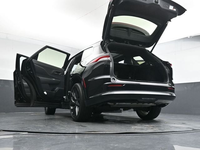 2025 Toyota Crown Signia Limited