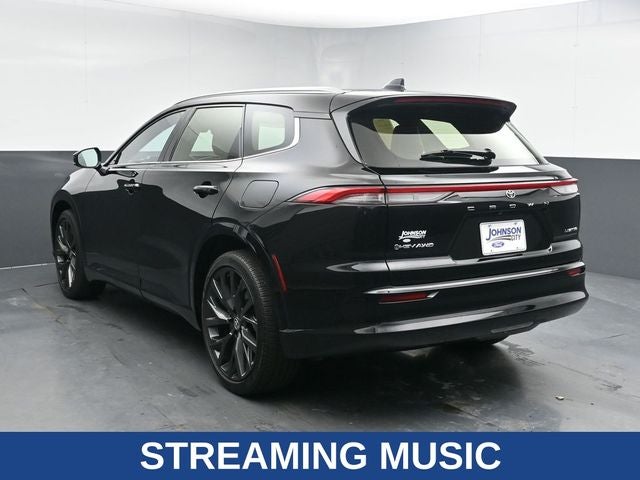 2025 Toyota Crown Signia Limited