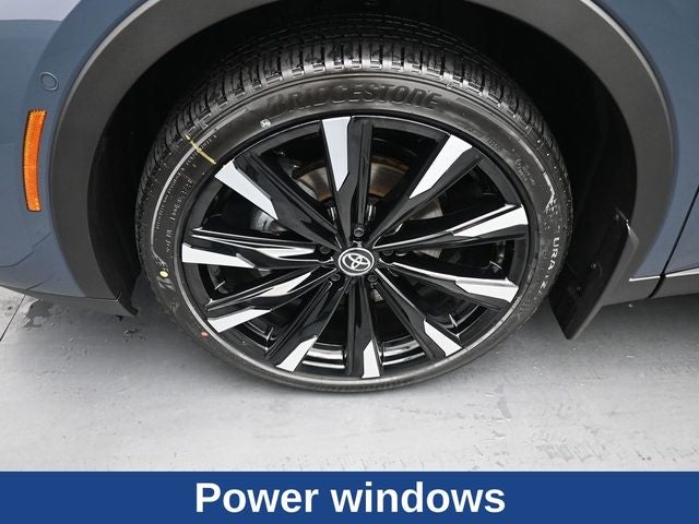 2026 Toyota Crown Platinum