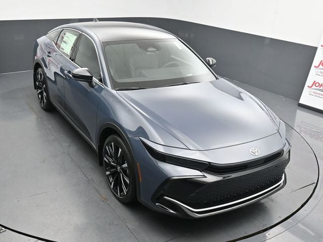 2026 Toyota Crown Platinum