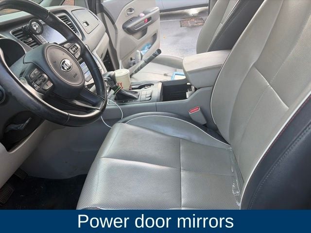 2017 Kia Sedona LX