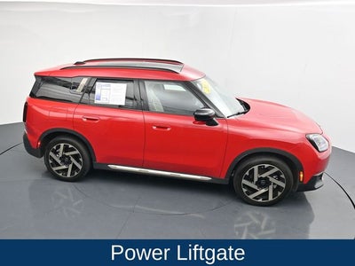 2025 MINI Cooper S Countryman Iconic