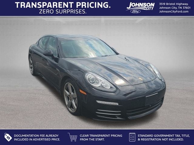2016 Porsche Panamera 4