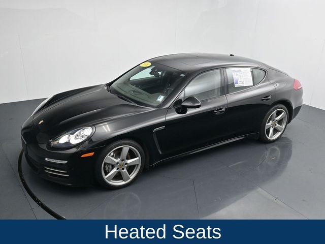 2016 Porsche Panamera 4