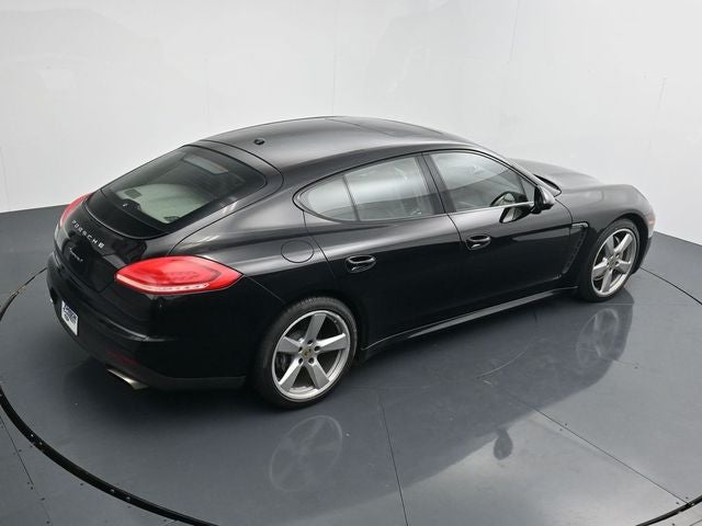 2016 Porsche Panamera 4