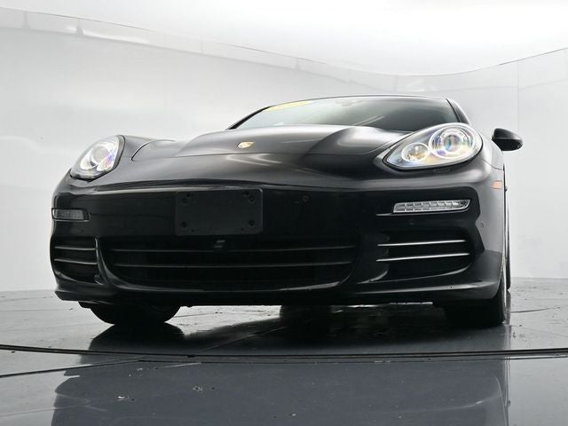 2016 Porsche Panamera 4