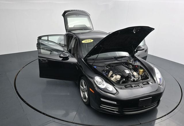 2016 Porsche Panamera 4