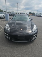 2016 Porsche Panamera 4