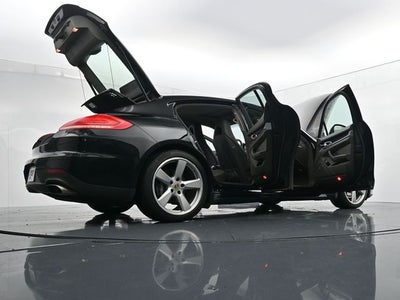 2016 Porsche Panamera 4