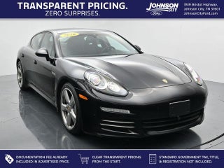 2016 Porsche Panamera 4