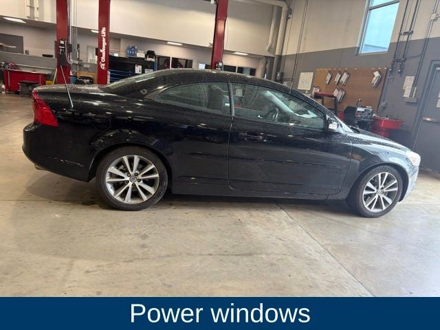2012 Volvo C70 T5