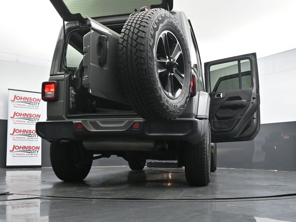 2021 Jeep Wrangler Sahara Altitude