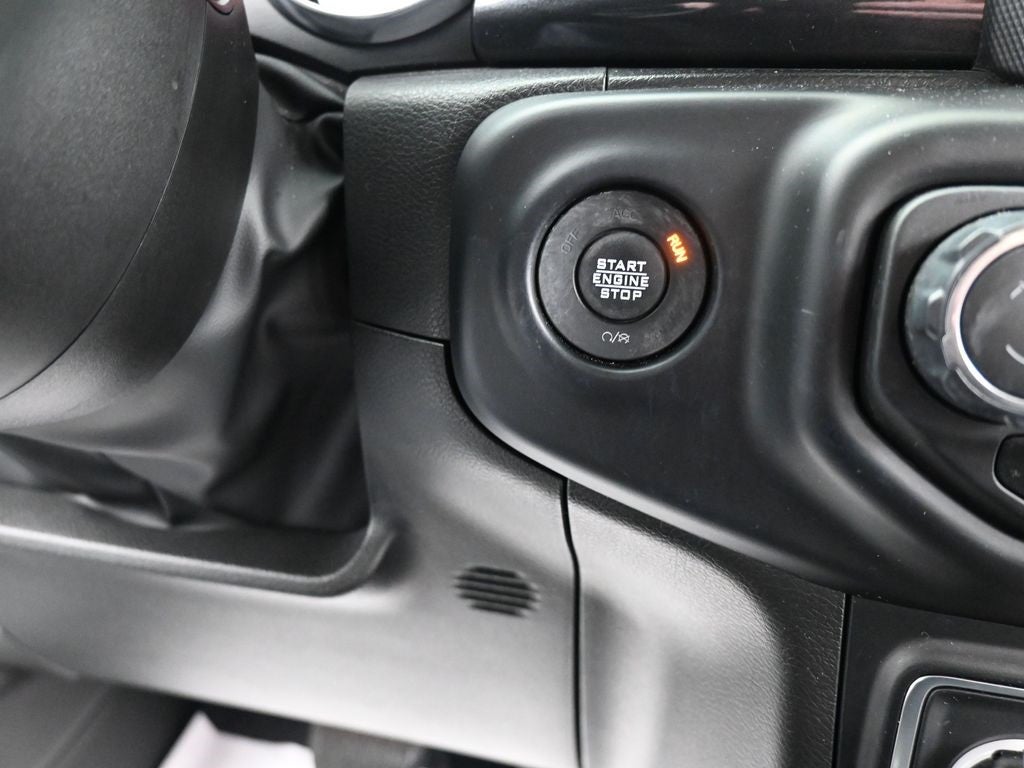 2023 Jeep Wrangler Altitude