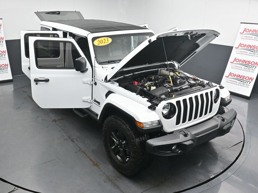 2023 Jeep Wrangler Altitude